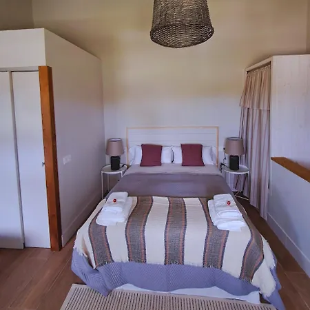 Quintaso Iii - Tazones Apartment *